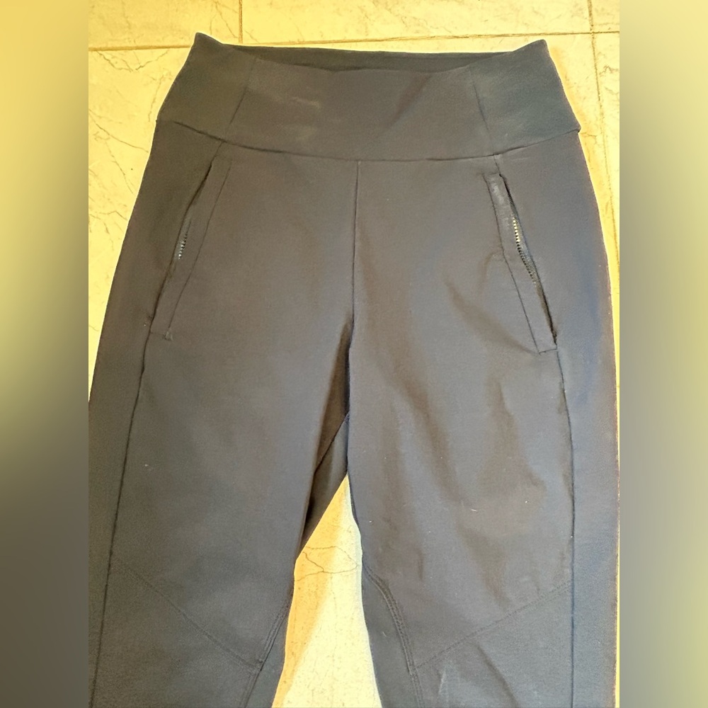 Athleta Headlands Hybrid Tight Black Hike Casual Travel Trek Tech Adventure Sz 2 - Picture 6 of 10